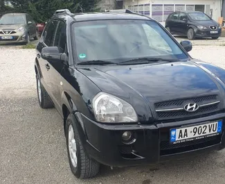 Frontansicht eines Mietwagens Hyundai Tucson in Tirana, Albanien ✓ Auto Nr.4523. ✓ Automatisch TM ✓ 0 Bewertungen.