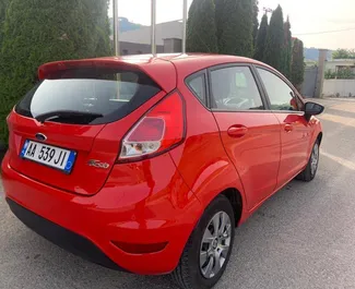 Mietwagen Ford Fiesta 2015 in Albanien, mit Diesel-Kraftstoff und 75 PS ➤ Ab 21 EUR pro Tag.