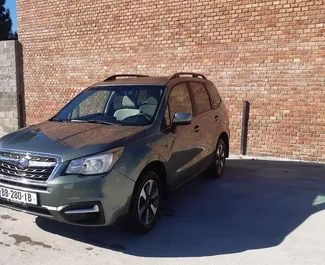 Frontansicht eines Mietwagens Subaru Forester in Tiflis, Georgien ✓ Auto Nr.4888. ✓ Automatisch TM ✓ 3 Bewertungen.