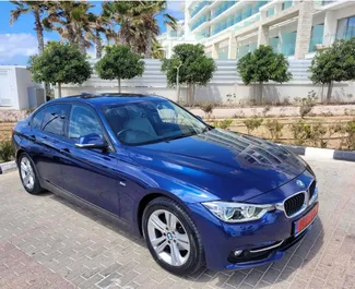 Frontansicht eines Mietwagens BMW 320d in Paphos, Zypern ✓ Auto Nr.4754. ✓ Automatisch TM ✓ 0 Bewertungen.