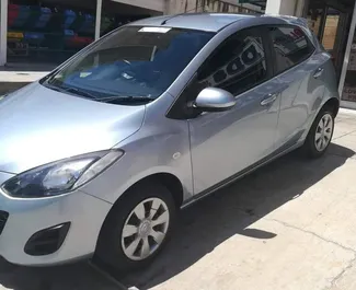 Frontansicht eines Mietwagens Mazda Demio in Limassol, Zypern ✓ Auto Nr.1289. ✓ Automatisch TM ✓ 1 Bewertungen.