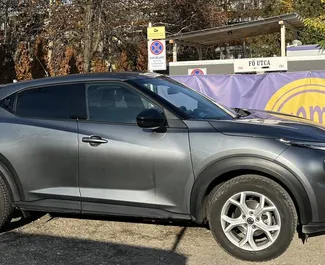 Frontansicht eines Mietwagens Nissan Juke in Budapest, Ungarn ✓ Auto Nr.5070. ✓ Automatisch TM ✓ 0 Bewertungen.