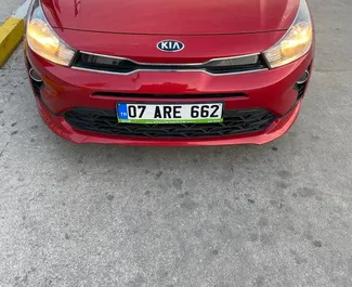 Mietwagen Kia Rio 2019 in der Türkei, mit Benzin-Kraftstoff und 110 PS ➤ Ab 26 USD pro Tag.