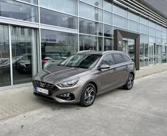 Autovermietung Hyundai i30 Combi Nr.5186 Automatisch in Bratislava, ausgestattet mit einem 1,5L Motor ➤ Von Semen in der Slowakei.