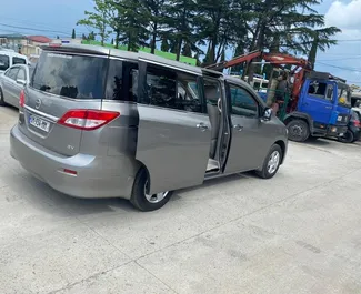 Vermietung Nissan Quest. Komfort, Minivan Fahrzeug zur Miete in Georgien ✓ Kaution Einzahlung von 300 GEL ✓ Versicherungsoptionen KFZ-HV, TKV, VKV Plus, Ausland.