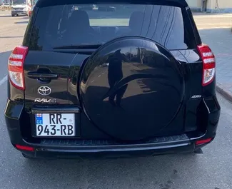 Frontansicht eines Mietwagens Toyota Rav4 in Kutaisi, Georgien ✓ Auto Nr.5420. ✓ Automatisch TM ✓ 0 Bewertungen.