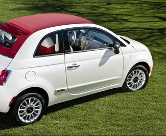 Mietwagen Fiat 500 Cabrio 2021 in Griechenland, mit Hybride-Kraftstoff und 70 PS ➤ Ab 55 EUR pro Tag.