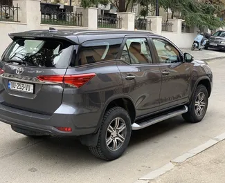 Mietwagen Toyota Fortuner 2019 in Georgien, mit Benzin-Kraftstoff und  PS ➤ Ab 253 GEL pro Tag.