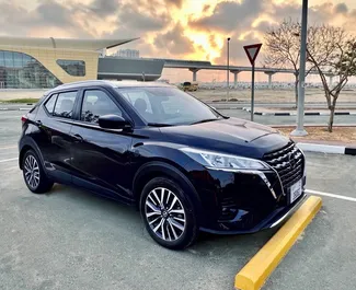 Benzin 1,6L Motor von Nissan Kicks 2021 zur Miete in Dubai.