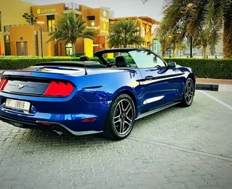 Vermietung Ford Mustang Cabrio. Premium, Luxus, Cabrio Fahrzeug zur Miete in VAE ✓ Kaution Einzahlung von 3000 AED ✓ Versicherungsoptionen KFZ-HV.