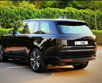 Benzin L Motor von Range Rover Vogue 2023 zur Miete in Dubai.