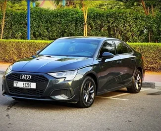 Frontansicht eines Mietwagens Audi A3 Sedan in Dubai, VAE ✓ Auto Nr.5668. ✓ Automatisch TM ✓ 0 Bewertungen.