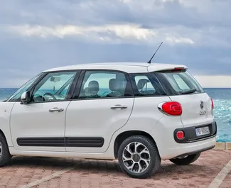 Mietwagen Fiat 500l 2018 in Montenegro, mit Benzin-Kraftstoff und 100 PS ➤ Ab 23 EUR pro Tag.