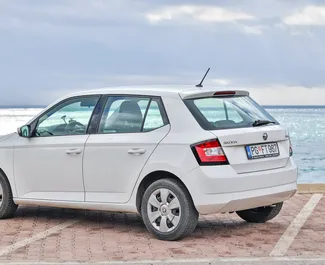 Mietwagen Skoda Fabia 2018 in Montenegro, mit Benzin-Kraftstoff und 110 PS ➤ Ab 20 EUR pro Tag.