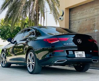 Vermietung Mercedes-Benz CLA-Class. Komfort, Premium Fahrzeug zur Miete in VAE ✓ Kaution Einzahlung von 2000 AED ✓ Versicherungsoptionen KFZ-HV, TKV.