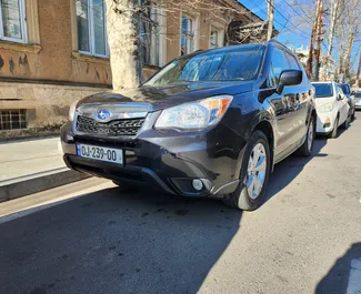 Frontansicht eines Mietwagens Subaru Forester in Kutaisi, Georgien ✓ Auto Nr.5811. ✓ Automatisch TM ✓ 6 Bewertungen.