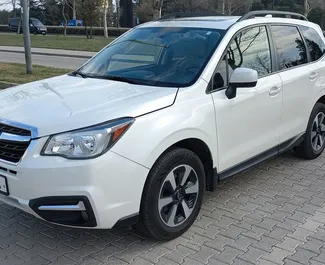 Frontansicht eines Mietwagens Subaru Forester in Tiflis, Georgien ✓ Auto Nr.5946. ✓ Automatisch TM ✓ 2 Bewertungen.