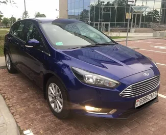 Mietwagen Ford Focus 2020 in Weißrussland, mit Benzin-Kraftstoff und 125 PS ➤ Ab 41 USD pro Tag.