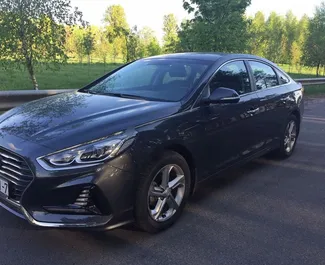 Mietwagen Hyundai Sonata 2019 in Weißrussland, mit Benzin-Kraftstoff und 150 PS ➤ Ab 53 USD pro Tag.