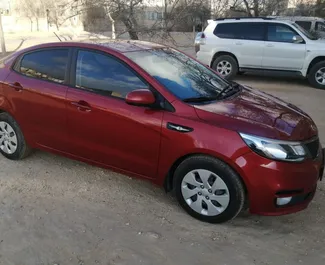 Frontansicht eines Mietwagens Kia Rio in Aktau, Kasachstan ✓ Auto Nr.6270. ✓ Automatisch TM ✓ 0 Bewertungen.