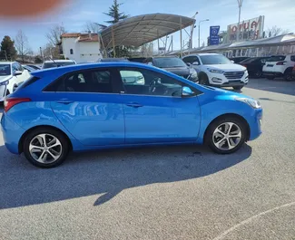 Diesel 1,6L Motor von Hyundai i30 2018 zur Miete am Flughafen Thessaloniki.