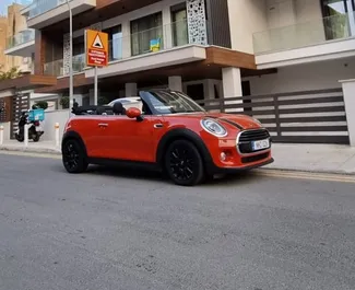 Mietwagen Mini Cooper Cabrio 2019 auf Zypern, mit Benzin-Kraftstoff und  PS ➤ Ab 131 EUR pro Tag.