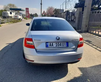 Diesel 1,6L Motor von Skoda Octavia 2018 zur Miete in Tirana.