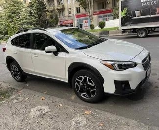 Innenraum von Subaru Crosstrek zur Miete in Georgien. Ein großartiges 5-Sitzer Fahrzeug mit Automatisch Getriebe.