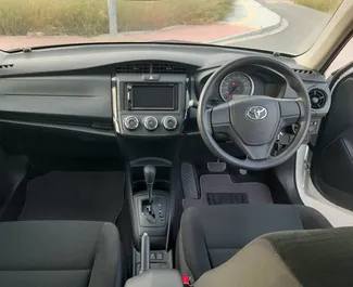 Mietwagen Toyota Corolla Axio 2018 auf Zypern, mit Benzin-Kraftstoff und 115 PS ➤ Ab 37 EUR pro Tag.