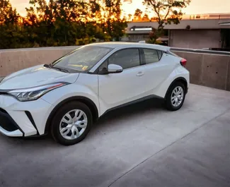 Frontansicht eines Mietwagens Toyota C-HR in Tiflis, Georgien ✓ Auto Nr.6522. ✓ Automatisch TM ✓ 1 Bewertungen.