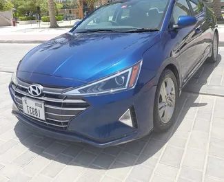 Frontansicht eines Mietwagens Hyundai Elantra in Dubai, VAE ✓ Auto Nr.4862. ✓ Automatisch TM ✓ 1 Bewertungen.