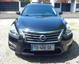 Mietwagen Nissan Altima 2014 in Georgien, mit Benzin-Kraftstoff und 182 PS ➤ Ab 110 GEL pro Tag.