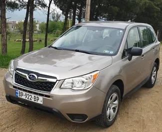 Subaru Forester 2015 mit Antriebssystem Allradantrieb, verfügbar in Tiflis.