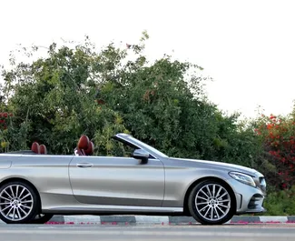 Mietwagen Mercedes-Benz C300 Cabrio 2020 in VAE, mit Benzin-Kraftstoff und 255 PS ➤ Ab 499 AED pro Tag.