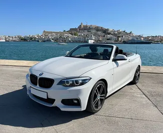 Mietwagen BMW 218i Cabrio 2020 in Spanien, mit Benzin-Kraftstoff und 150 PS ➤ Ab 110 EUR pro Tag.