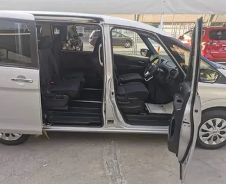 Autovermietung Nissan Serena Nr.6806 Automatisch in Larnaca, ausgestattet mit einem 2,0L Motor ➤ Von Maxim auf Zypern.