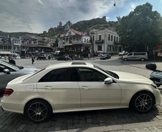 Autovermietung Mercedes-Benz E-Class Nr.6573 Automatisch in Tiflis, ausgestattet mit einem 3,5L Motor ➤ Von Davit in Georgien.