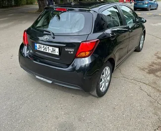 Vermietung Toyota Yaris. Wirtschaft, Komfort Fahrzeug zur Miete in Georgien ✓ Kaution Keine Kaution ✓ Versicherungsoptionen KFZ-HV, VKV Komplett, Diebstahlschutz, Ausland, Keine Kaution.