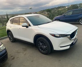 Vermietung Mazda CX-5. Wirtschaft, Komfort, Crossover Fahrzeug zur Miete in Georgien ✓ Kaution Einzahlung von 700 GEL ✓ Versicherungsoptionen KFZ-HV, TKV, Insassen, Diebstahlschutz.