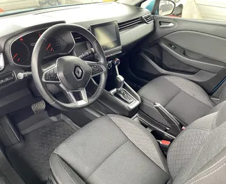 Mietwagen Renault Clio 5 2022 in der Türkei, mit Benzin-Kraftstoff und 100 PS ➤ Ab 31 USD pro Tag.