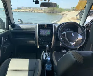 Benzin 1,3L Motor von Suzuki Jimny 2018 zur Miete in Larnaca.