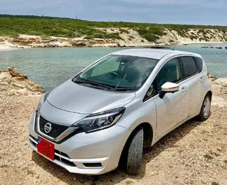 Mietwagen Nissan Note Medalist 2018 auf Zypern, mit Benzin-Kraftstoff und 90 PS ➤ Ab 25 EUR pro Tag.