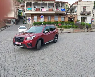 Benzin 2,5L Motor von Subaru Forester Limited 2020 zur Miete in Tiflis.