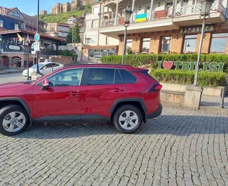 Frontansicht eines Mietwagens Toyota Rav4 in Tiflis, Georgien ✓ Auto Nr.6792. ✓ Automatisch TM ✓ 0 Bewertungen.