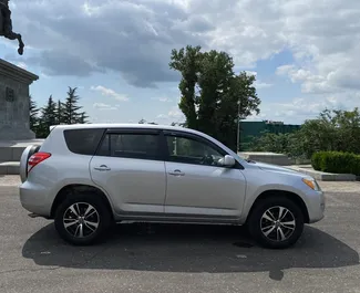 Mietwagen Toyota Rav4 2010 in Georgien, mit Benzin-Kraftstoff und 210 PS ➤ Ab 105 GEL pro Tag.