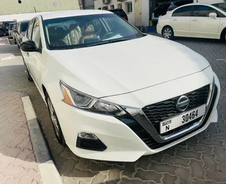 Autovermietung Nissan Altima Nr.7096 Automatisch in Dubai, ausgestattet mit einem 2,5L Motor ➤ Von Jose in VAE.