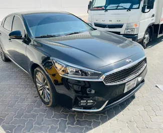 Mietwagen Kia Cadenza 2019 in VAE, mit Benzin-Kraftstoff und 200 PS ➤ Ab 120 AED pro Tag.