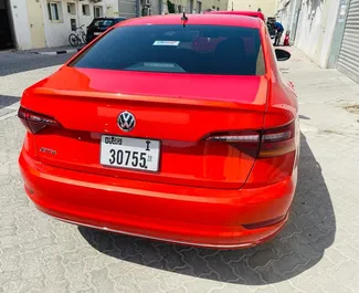 Mieten Sie ein Volkswagen Jetta in Dubai VAE