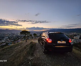 Benzin 2,0L Motor von Subaru Crosstrek 2017 zur Miete in Tiflis.