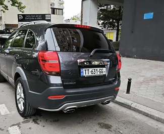 Chevrolet Captiva 2014 zur Miete verfügbar in Tiflis, mit Kilometerbegrenzung unbegrenzte.